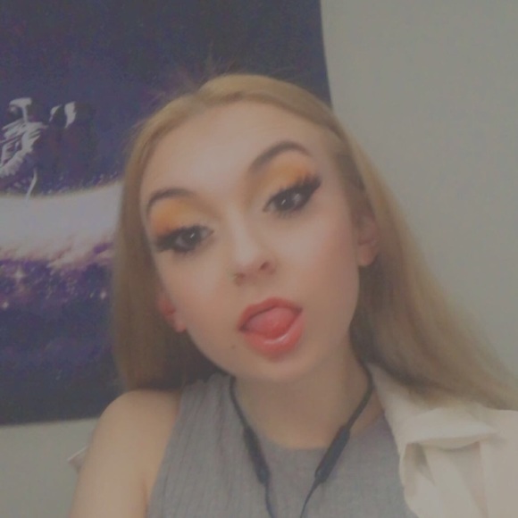 Meet your Posher, Portia - Picture 1 of 1